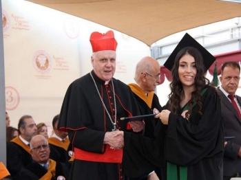 El cardenal O'Brien en la Universidad de Madaba